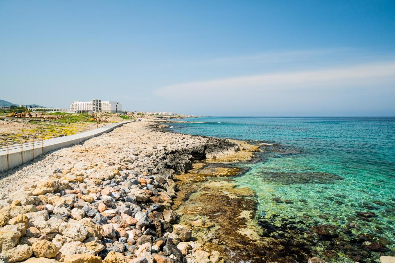 Spacious Three-Bedroom Apartment With Sea View A4 Lapithos  Exterior foto